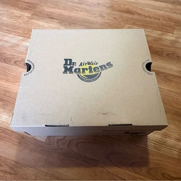 Dr. Martens 2976 Smooth Leather Chelsea Boots - US Women 9 Men 8 Black 11853001 - Picture 3 of 15